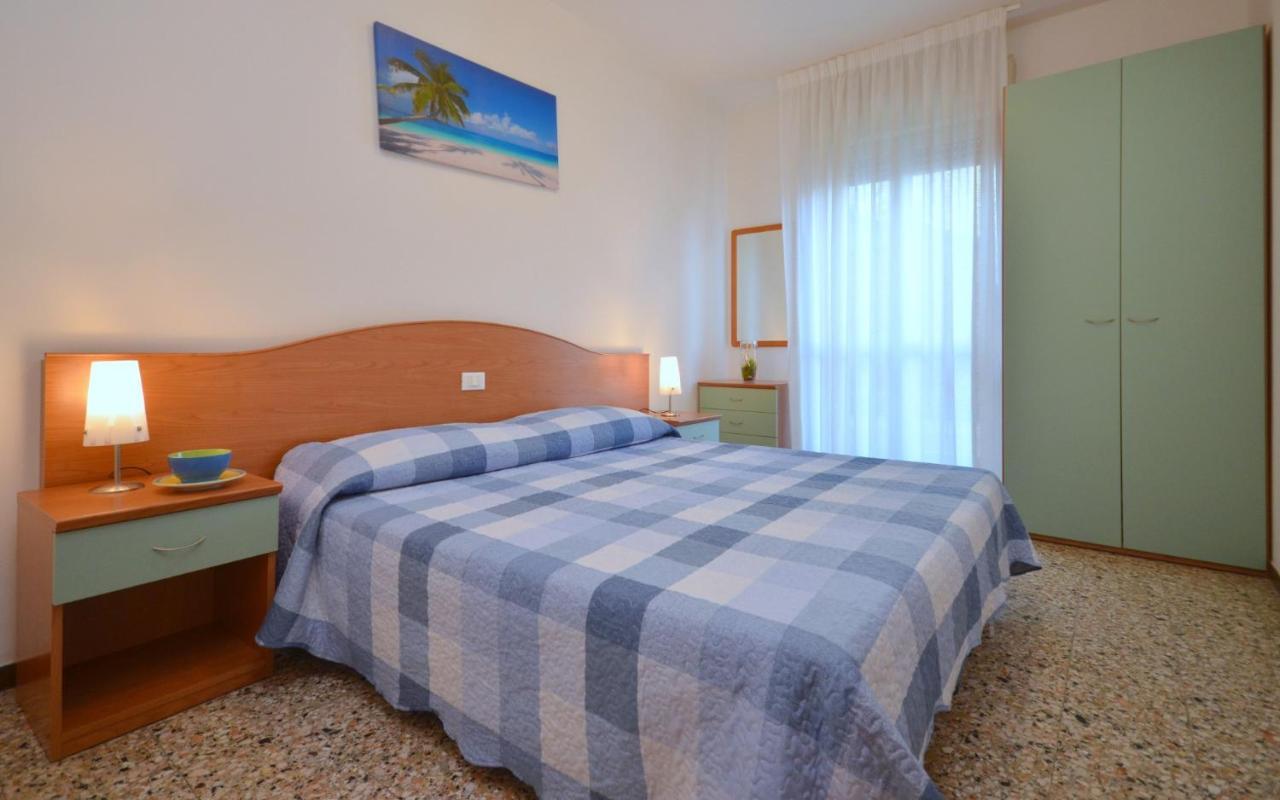 Appartamenti Dal Moro Lignano Sabbiadoro Exterior photo